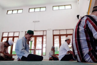 Ramadhan, Shalat Jumat, shalat, Wudhu Batal, Wudhu Batal