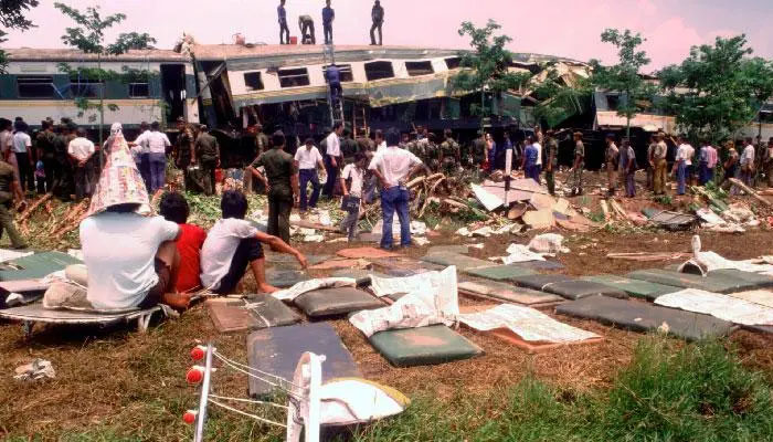 Kereta Api Bintaro, kereta api