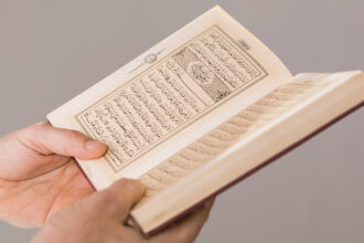 membaca Quran tanpa wudhu