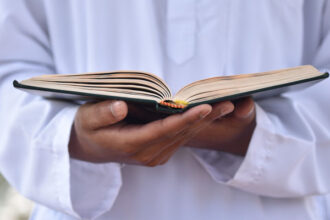 membaca Al Kahfi selain Jumat