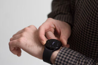 Rumus 8 + 8 + 8, lalai, Jam Tangan