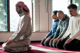 Ukuran 1 Rakaat Shalat, Pembatal Shalat, shalat berjamaah, suami, Shalat