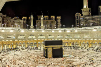 Tawaf, Riyadhus Shalihin, Umroh, haji