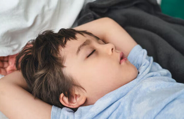 Tidur, Ciri Tubuh Anak Kecil yang Tidak Sehat