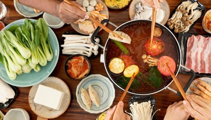 all you can eat, makanan, Makanan Haram, Bukber, Ramadhan, Sahur, upf, Ciri Makanan yang Sudah Tidak Boleh Dimakan Lagi