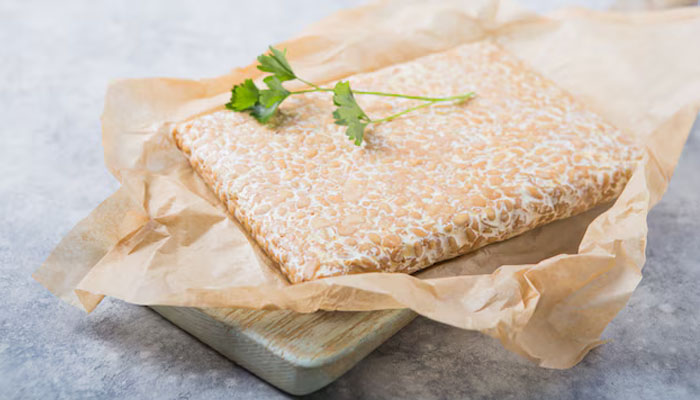 Makan Tempe Mentah