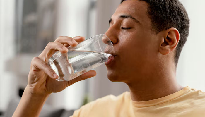 Minum Air Dingin