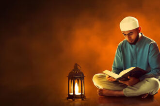 Amalan Ringan Berpahala Besar, Membaca Al-Qur’an, Ramadhan, akhirat