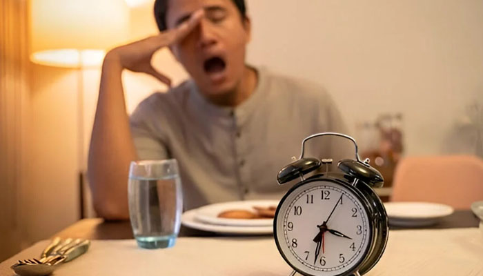 Sahur, Lapar, Bangun Tidur