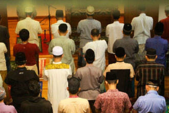 tarawih, kerja
