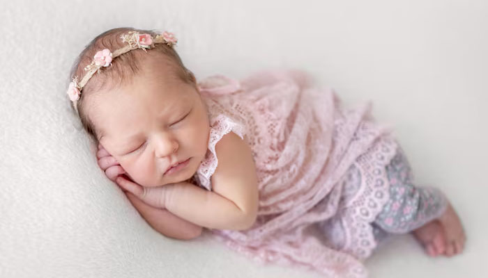 Cara Memandikan Bayi Perempuan