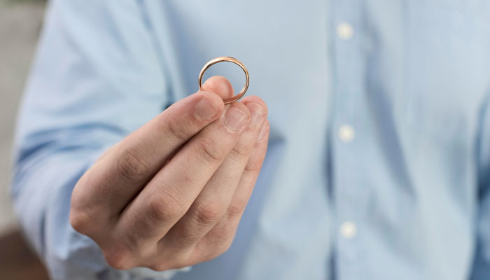 perceraian, poligami, 40 tahun, selingkuh, menikah, pasangan, Undangan Nikah, zina sebelum menikah, zina