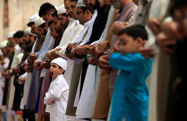 hukum shalat