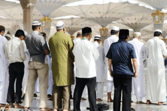 makmum masbuk, Shalat