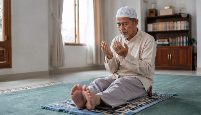 shalat sambil duduk
