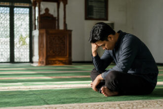 meninggalkan shalat wajib, lupa rakaat