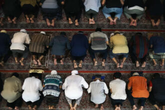 makmum mengingatkan imam