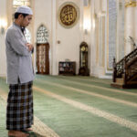 shalat tapi pikiran ke mana-mana, shalat Dhuha