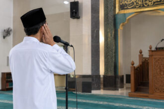 adzan dan iqamah